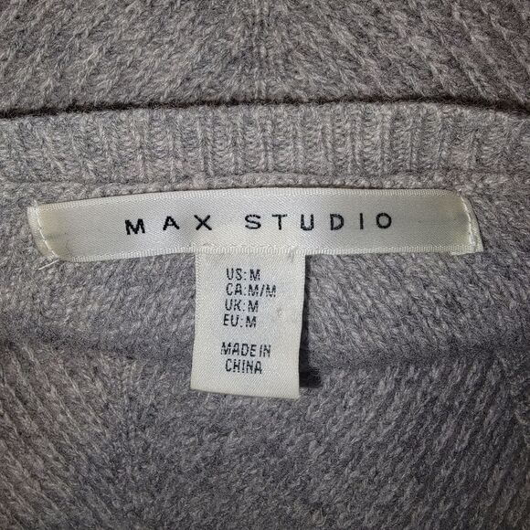 Max Studio wool & yak gray sweater size Medium - Picture 6 of 7